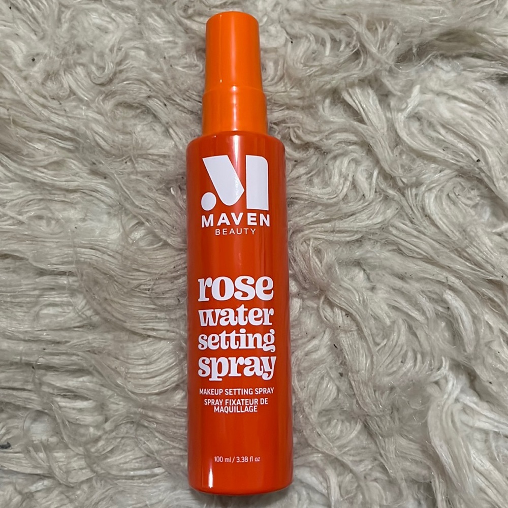 Rose water setting spray